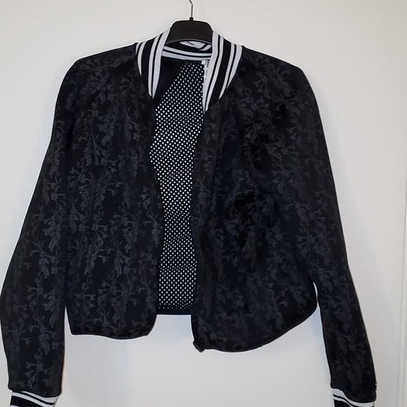 Bomber jacket - Picture 1 of 2